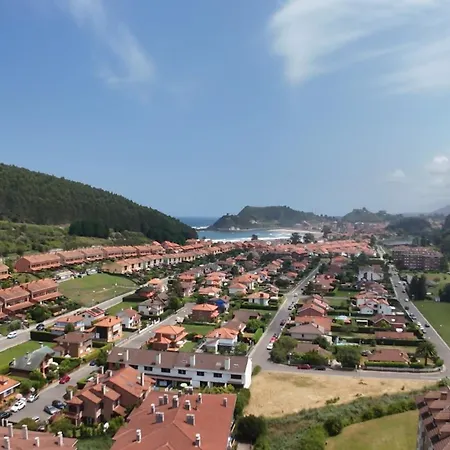 Carinn Sella - - Playa A 2 Km *